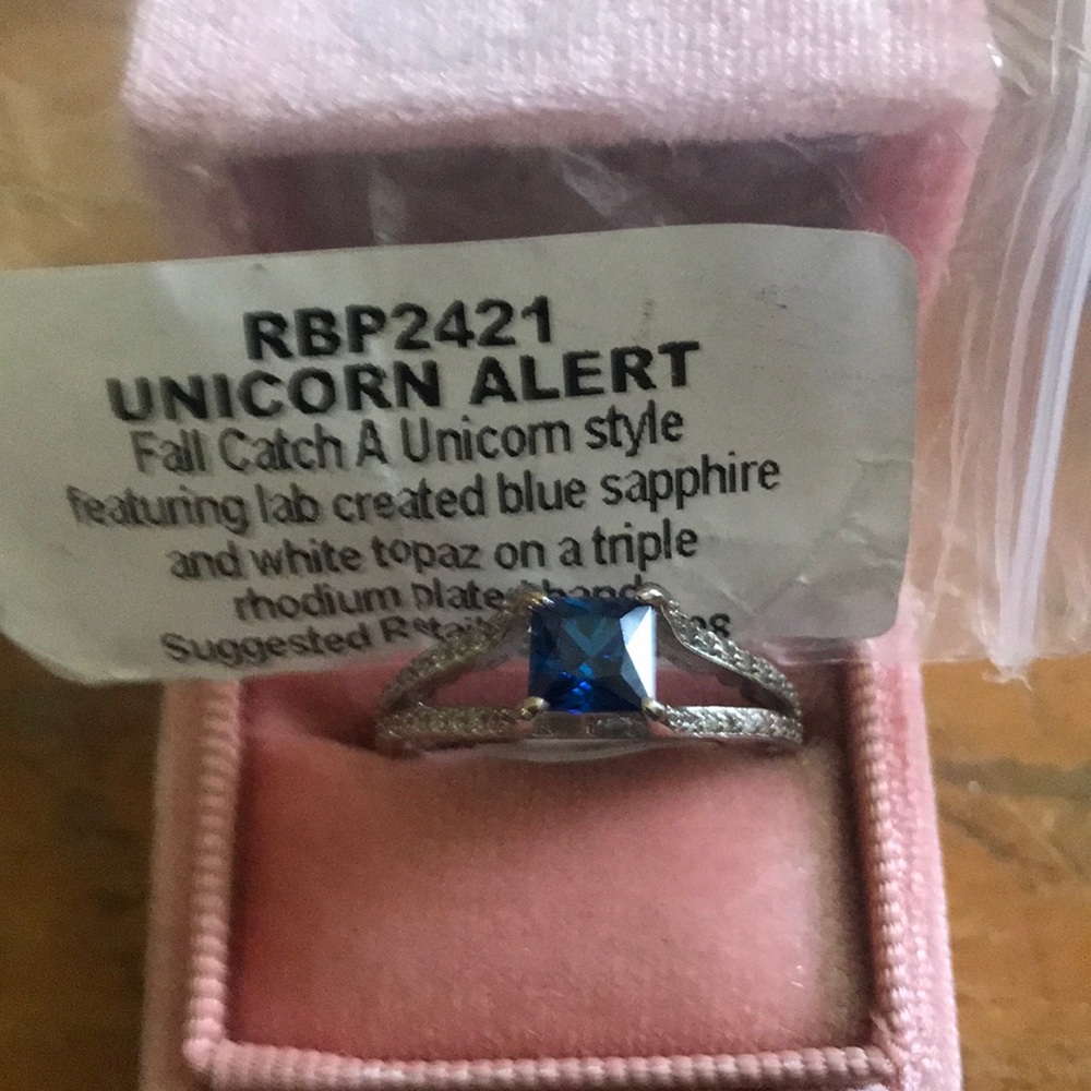 Ring bomb ring